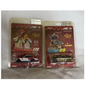 Action Mayfield #19 Dodge & Rudd #28 Taurus 1:64 Diecast Muppets 2002 LE